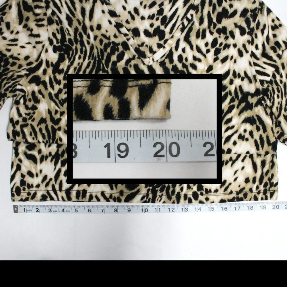 Women's Jones New York Signature XL Animal Print Elbow Length Sleeve V-Neck Top
